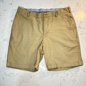 Peter Millar shorts (Size 35)